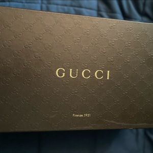 Gucci Men’s Leather Moccasins